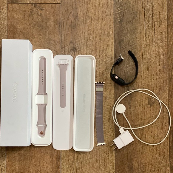 Apple Watch Sport. 38mm Case. 1 st generation - Picture 5 of 10